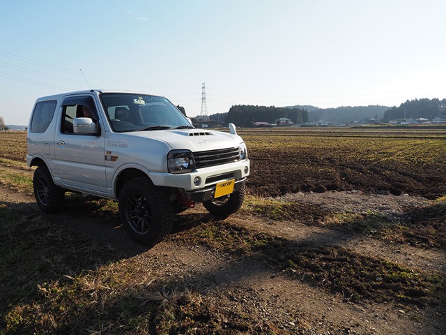 周辺に点在する田圃に案内していただきました。広いです。
